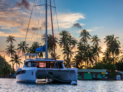 Découvrez le Sunsail 434 : naviguer, oui, mais à votre façon.