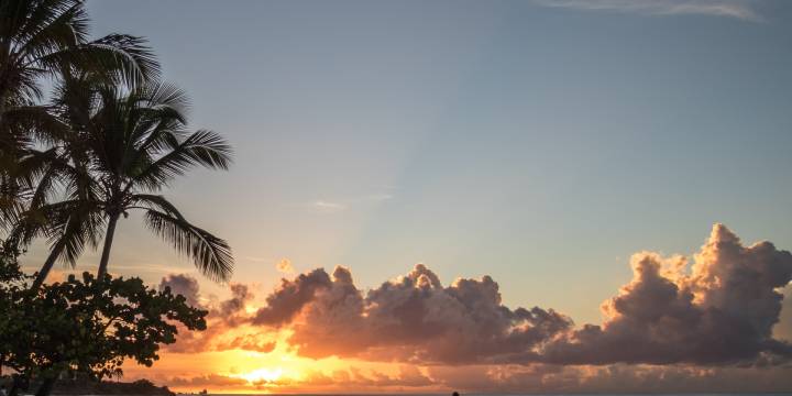 dickenson_bay_antigua_flickr_resized_and_cropped