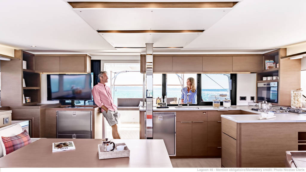 Sunsail Lagoon 464 interior