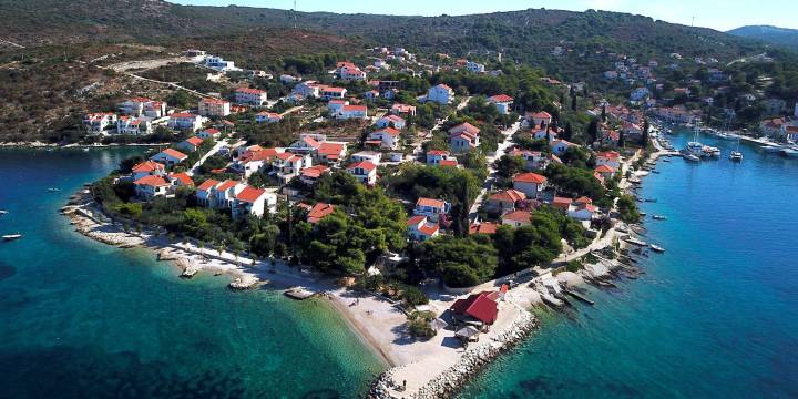 14 Day Vis Flotilla Itinerary