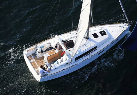 Sunsail 352 – 2 cabin