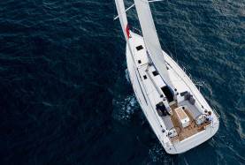 sunsail-42-2400x1350-ext