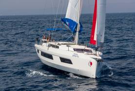 Sunsail 44.3 – 3 cabin