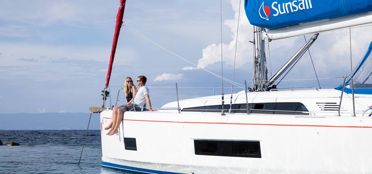 Découvrez le Sunsail 434 : naviguer, oui, mais à votre façon.