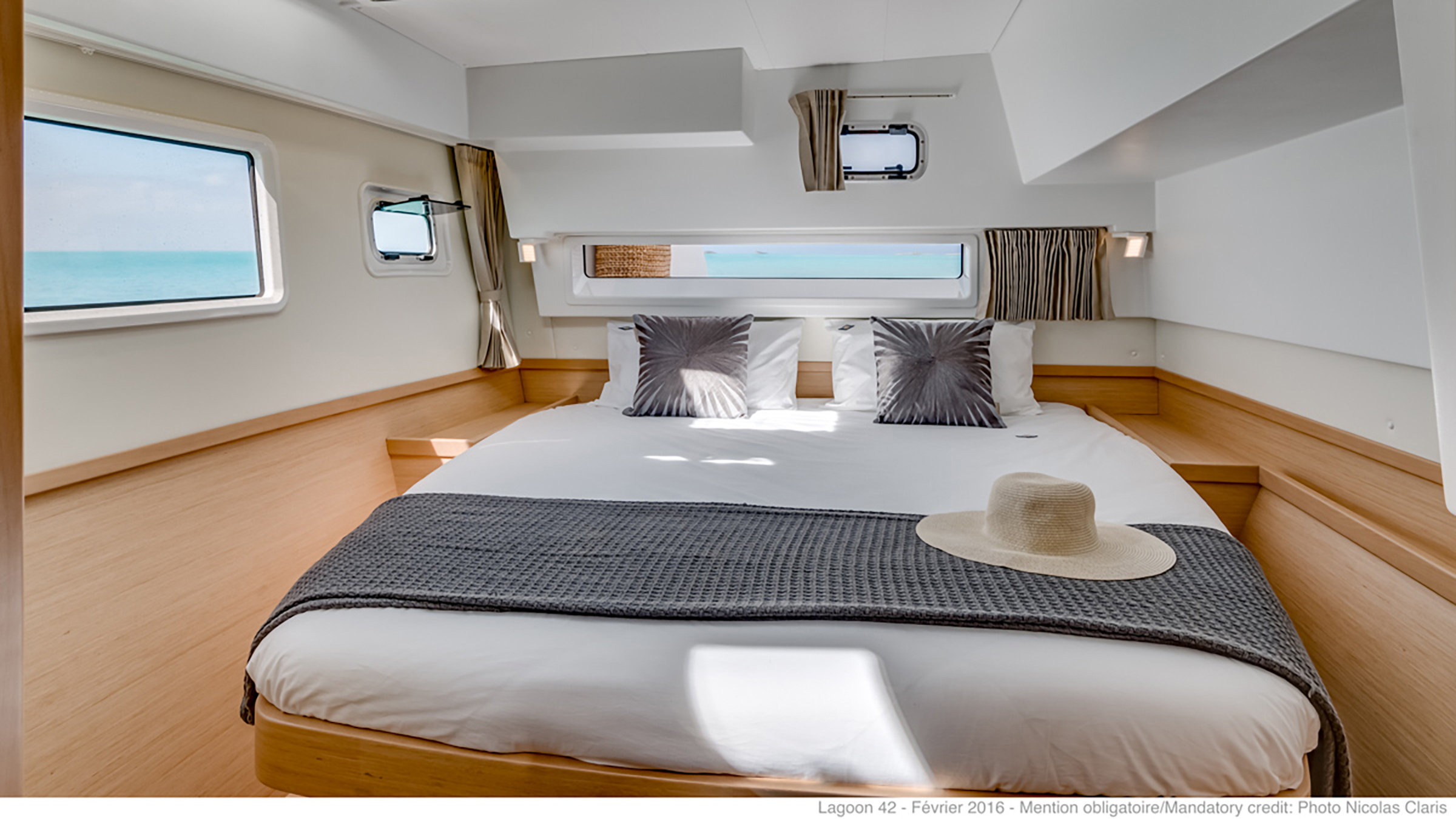 Sunsail Lagoon 464